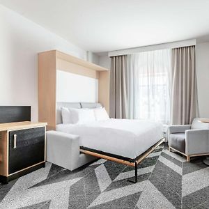 One-Bedroom King Suite Mobility accessible